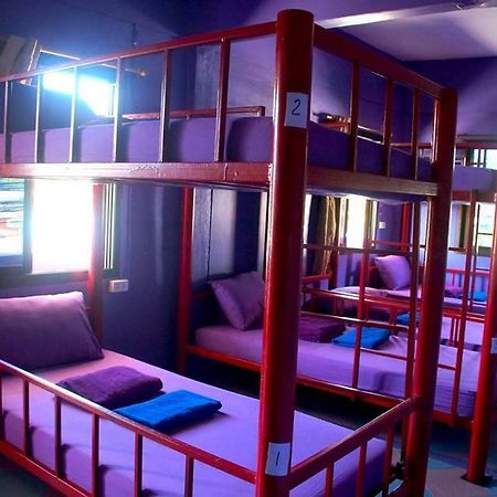 Above & Beyond Hostel 帕岸岛 外观 照片
